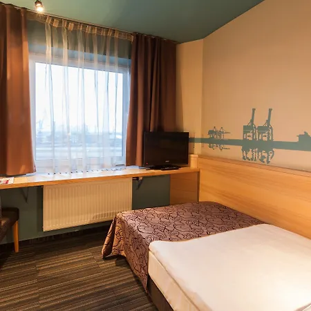 Rija Port Hotel
