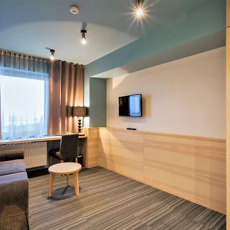Rija Port Hotel