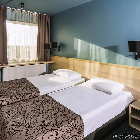 Hotel Rija Port 3*